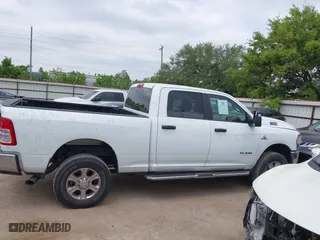 2024 Ram 2500 Lone Star with VIN 3C6UR5DL1RG296302, listed as a IAAI auction lot 42044014 with 20,402 mi miles. Bid and sale history available at carsss.com. Image 13.