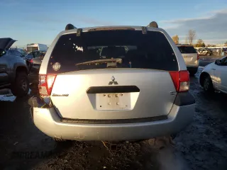2004 Mitsubishi Endeavor LS with VIN 4A4MN21S94E014060, listed as a Copart auction lot 81908394 with 192,093 mi miles and Salvage Title. Bid and sale history available at carsss.com. Image 6.