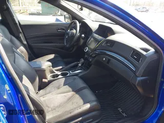 2019 Acura ILX w/Premium/A-Spec Pkg with VIN 19UDE2F80KA001840, listed as a IAAI auction lot 41838274 with 55,480 mi miles. Bid and sale history available at carsss.com. Image 5.