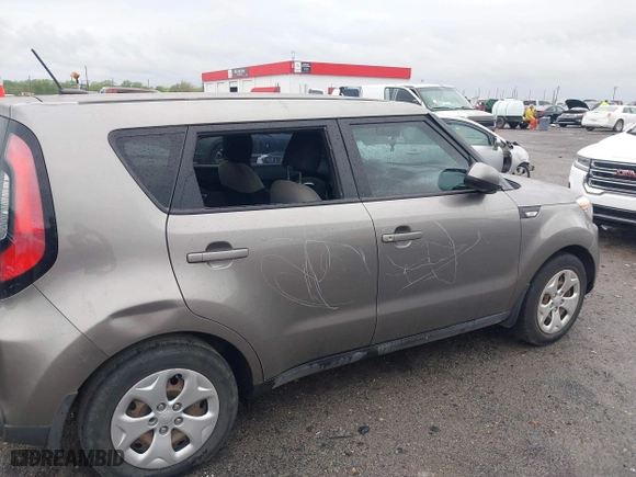 2014 Kia Soul with VIN KNDJN2A20E7003030, listed as a IAAI auction lot 41933896 with 146,537 mi miles. Bid and sale history available at carsss.com. Image 6.