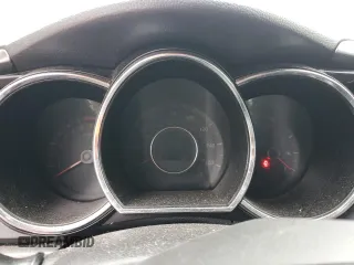 2013 Kia Optima LX z VIN 5XXGM4A7XDG171218, wystawiony jako Copart lot #56296335 z przebiegiem Nie podano mil oraz Czysty tytuł • Clean title. Historia ofert i sprzedaży dostępna na DreamBid. Obrazek 9.