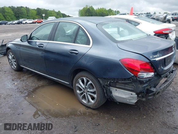 2015 Mercedes-Benz C-Class C 300 with VIN 55SWF4JB4FU047637, listed as a IAAI auction lot 42018519 with 78,297 mi miles. Bid and sale history available at carsss.com. Image 3.