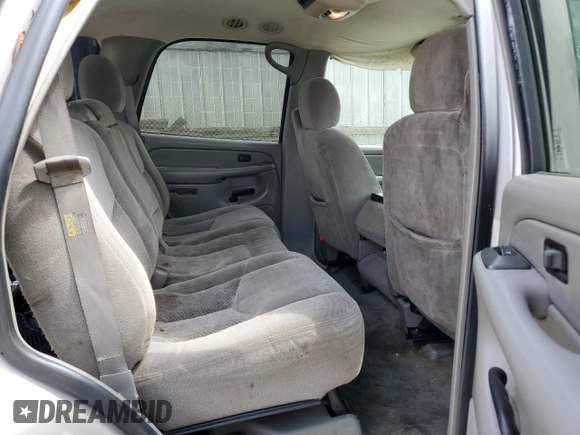 2004 Chevrolet Tahoe LS with VIN 1GNEC13V14J303631, listed as a Copart auction lot 50453085 with 182,350 mi miles and Clean Title. Bid and sale history available at carsss.com. Image 11.