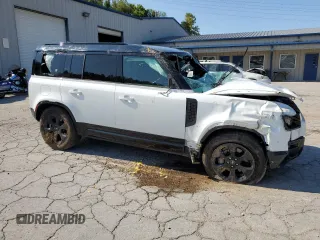 2024 Land Rover Defender X-Dynamic SE z VIN SALE27EUXR2245788, wystawiony jako Copart lot #70930774 z przebiegiem 16 277 mil mil oraz Szkoda całkowita • Salvage title. Historia ofert i sprzedaży dostępna na DreamBid. Obrazek 4.