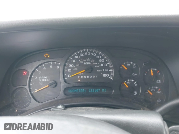 2006 GMC New Sierra 1500 SL with VIN 1GTEC19V96Z218895, listed as a IAAI auction lot 41493566 with 122,107 mi miles. Bid and sale history available at carsss.com. Image 7.