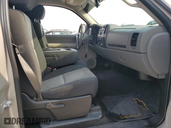 2007 Chevrolet Silverado 1500 with VIN 1GCEC14J97Z630935, listed as a Copart auction lot 66402364 with 144,685 mi miles and Salvage Title. Bid and sale history available at DreamBid. Image 10.