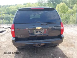 2013 Chevrolet Tahoe LT с VIN 1GNSKBE02DR186768, выставлен на аукционе IAAI как лот 42429597 с пробегом 132 404 миль миль и . История ставок и продаж доступна на DreamBid. Изображение 16.