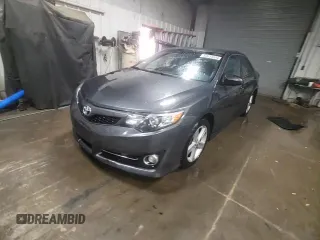 2012 Toyota Camry L with VIN 4T1BF1FK0CU555786, listed as a Copart auction lot 84233524 with 105,463 mi miles and Salvage Title. Bid and sale history available at carsss.com. Image 13.