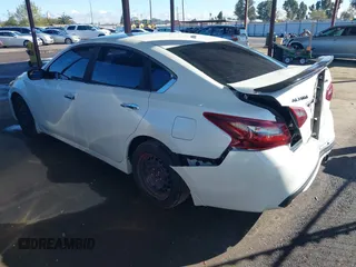 2018 Nissan Altima SR with VIN 1N4AL3AP2JC163232, listed as a IAAI auction lot 41818746 with 73,707 mi miles and . Bid and sale history available at carsss.com. Image 3.