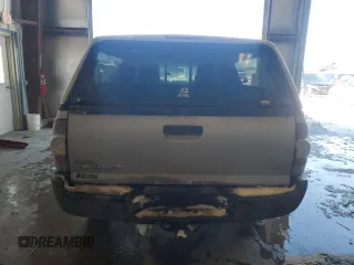 2011 Toyota Tacoma with VIN 5TFUU4EN0BX001483, listed as a Copart auction lot 45339015 with 200,917 mi miles and Clean Title. Bid and sale history available at carsss.com. Image 6.