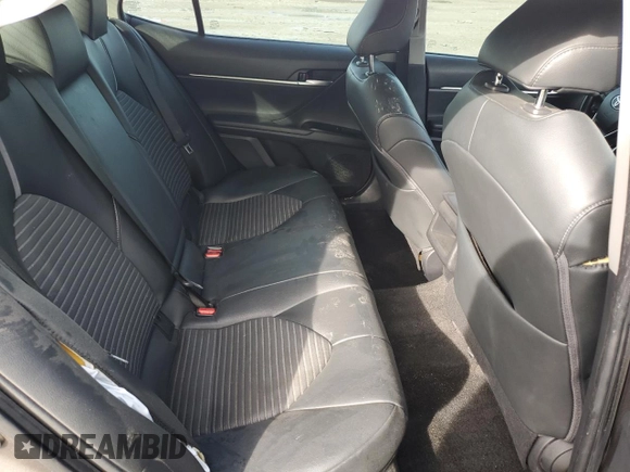 2019 Toyota Camry Hybrid LE z VIN 4T1B21HKXKU518106, wystawiony jako Copart lot #77074883 z przebiegiem 147 442 mil mil oraz Szkoda całkowita • Salvage title. Historia ofert i sprzedaży dostępna na DreamBid. Obrazek 10.
