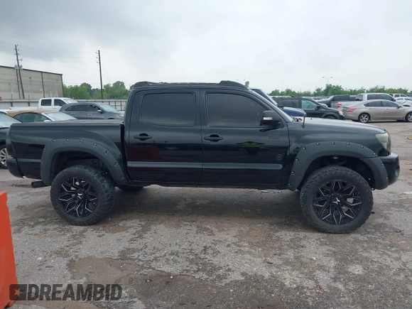 2011 Toyota Tacoma PreRunner with VIN 3TMJU4GNXBM114010, listed as a IAAI auction lot 41968164 with 297,640 mi miles and . Bid and sale history available at DreamBid. Image 13.
