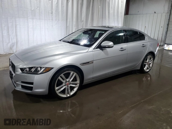 2018 Jaguar XE 35t Prestige z VIN SAJAK4EV5JCP22138, wystawiony jako Copart lot #55419435 z przebiegiem 55 109 mil mil oraz Czysty tytuł • Clean title. Historia ofert i sprzedaży dostępna na DreamBid. Obrazek 1.