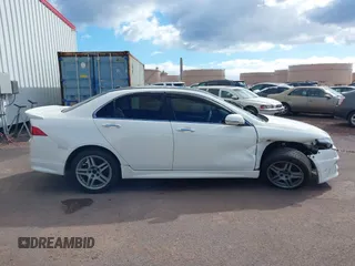 2006 Acura TSX with VIN JH4CL968X6C020316, listed as a IAAI auction lot 40733440 with 1 mi miles. Bid and sale history available at carsss.com. Image 13.