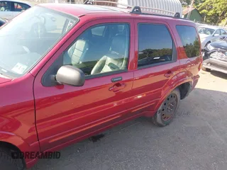 2005 Ford Escape Limited z VIN 1FMYU94185KB95271, wystawiony jako IAAI lot #40210446 z przebiegiem 71 038 mil mil oraz . Historia ofert i sprzedaży dostępna na DreamBid. Obrazek 6.