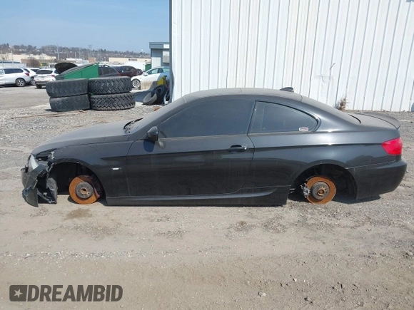 2013 BMW 3 Series 335is with VIN WBAKG1C57DJ217513, listed as a IAAI auction lot 41153004 with 1 mi miles. Bid and sale history available at carsss.com. Image 14.