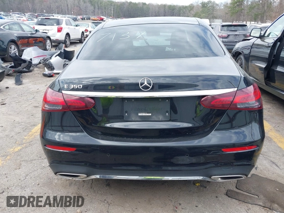 2022 Mercedes-Benz E 350 с VIN W1KZF8DB2NB097137, выставлен на аукционе IAAI как лот 41778662 с пробегом 85 831 миль миль и . История ставок и продаж доступна на DreamBid. Изображение 15.