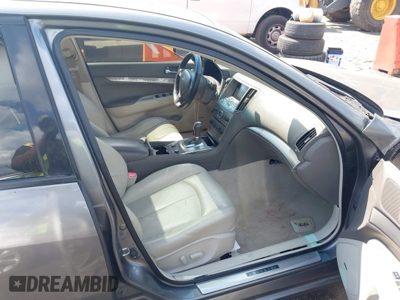 2013 Infiniti G37 Journey with VIN JN1CV6AP8DM301176, listed as a IAAI auction lot 42158812 with 210,224 mi miles and . Bid and sale history available at DreamBid. Image 5.