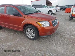 2009 Dodge Caliber SXT z VIN 1B3HB48A69D168427, wystawiony jako IAAI lot #42156117 z przebiegiem 168 286 mil mil oraz . Historia ofert i sprzedaży dostępna na DreamBid. Obrazek 14.