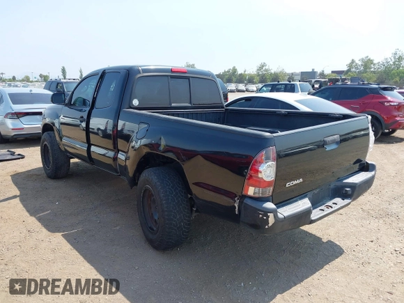 2013 Toyota Tacoma with VIN 5TFTX4CNXDX029302, listed as a IAAI auction lot 42636315 with 181,785 mi miles and . Bid and sale history available at DreamBid. Image 6.