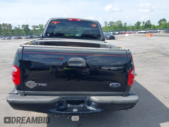 2000 Ford F-150 XL z VIN 2FTRX07L9YCA98355, wystawiony jako IAAI lot #42123587 z przebiegiem 191 000 mil mil oraz . Historia ofert i sprzedaży dostępna na DreamBid. Obrazek 16.