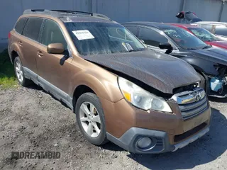 2013 Subaru Outback Limited с VIN 4S4BRBLC7D3205525, выставлен на аукционе IAAI как лот 41851526 с пробегом 164 200 миль миль и . История ставок и продаж доступна на DreamBid. Изображение 1.