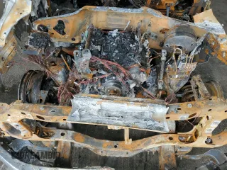 2024 Ford F-250 XL z VIN 1FT7W2BA1REC89162, wystawiony jako Copart lot #57609295 z przebiegiem Nie podano mil oraz Nie do naprawy • Non repairable. Historia ofert i sprzedaży dostępna na DreamBid. Obrazek 11.