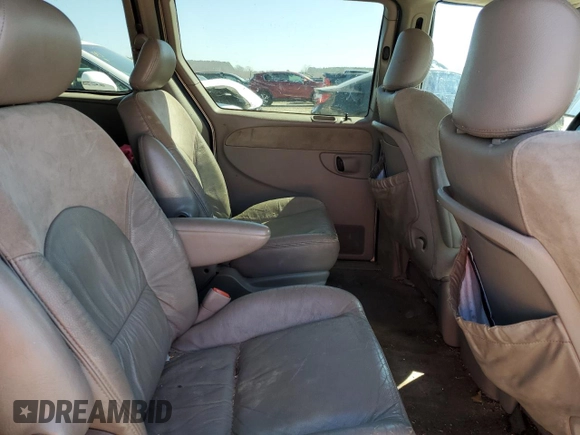 2002 Chrysler Town & Country Limited with VIN 2C8GP64L42R718160, listed as a Copart auction lot 46631075 with 231,777 mi miles and Salvage Title. Bid and sale history available at carsss.com. Image 11.