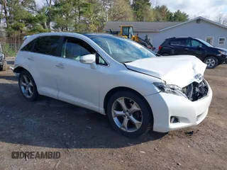 2013 Toyota Venza LE with VIN 4T3BK3BB0DU088505, listed as a IAAI auction lot 42040421 with 116,056 mi miles. Bid and sale history available at carsss.com. Image 1.