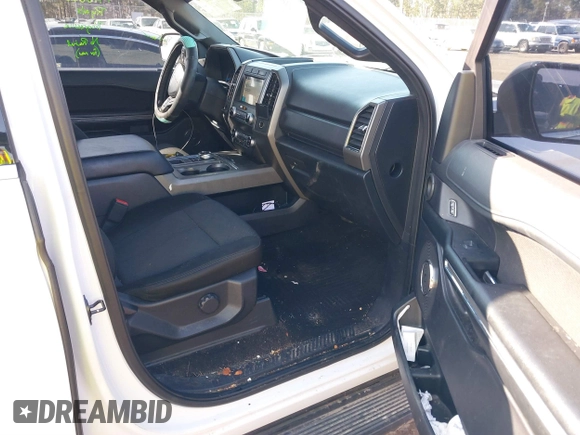 2019 Ford Expedition Max XLT with VIN 1FMJK1HT0KEA51017, listed as a IAAI auction lot 41587193 with 141,559 mi miles and . Bid and sale history available at DreamBid. Image 5.