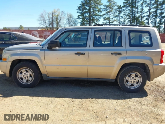 2009 Jeep Patriot Sport z VIN 1J4FT28A49D155628, wystawiony jako IAAI lot #41869474 z przebiegiem 103 082 mil mil oraz . Historia ofert i sprzedaży dostępna na DreamBid. Obrazek 12.