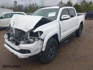 2020 Toyota Tacoma 2WD SR5 with VIN 5TFAZ5CN1LX094383, listed as a IAAI auction lot 41069987 with 85,733 mi miles. Bid and sale history available at carsss.com. Image 2.