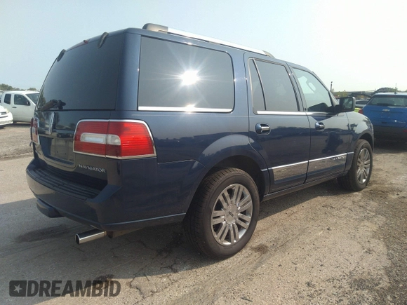 2009 Lincoln Navigator with VIN 5LMFU28519EJ00014, listed as a IAAI auction lot 34175725 with 123,855 mi miles and . Bid and sale history available at DreamBid. Image 4.