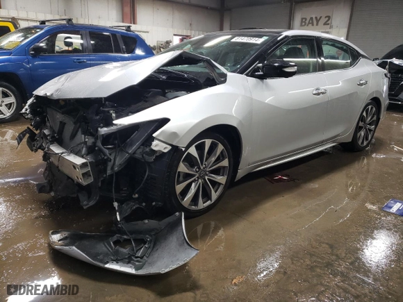 2023 Nissan Maxima Platinum with VIN 1N4AA6FV3PC504287, listed as a Copart auction lot 81470914 with 19,544 mi miles and Salvage Title. Bid and sale history available at carsss.com. Image 1.