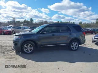 2017 Ford Explorer XLT z VIN 1FM5K8DH0HGA14008, wystawiony jako IAAI lot #41909426 z przebiegiem 122 919 mil mil oraz . Historia ofert i sprzedaży dostępna na DreamBid. Obrazek 14.