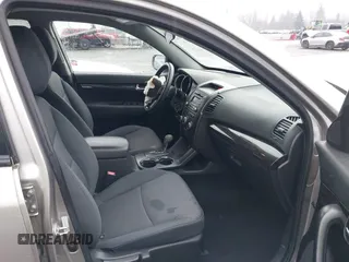 2013 Kia Sorento LX with VIN 5XYKT4A25DG379178, listed as a IAAI auction lot 41080352 with 112,927 mi miles. Bid and sale history available at carsss.com. Image 5.