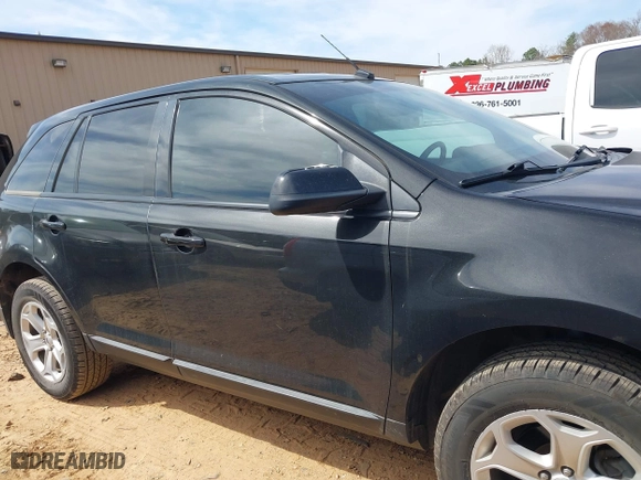 2014 Ford Edge SEL with VIN 2FMDK4JCXEBA98239, listed as a IAAI auction lot 41833992 with 112,480 mi miles. Bid and sale history available at carsss.com. Image 13.