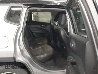 2019 Jeep Compass Trailhawk with VIN 3C4NJDDB8KT667863, listed as a IAAI auction lot 41944001 with 80,635 mi miles and . Bid and sale history available at DreamBid. Image 8.