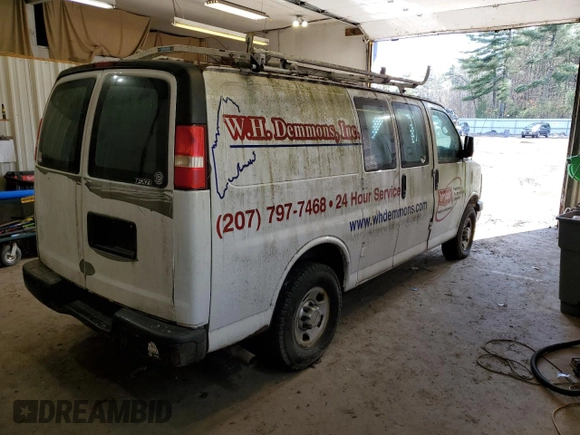 2011 Chevrolet Express Cargo z VIN 1GCZGTCG9B1186826, wystawiony jako Copart lot #82085794 z przebiegiem 202 697 mil mil oraz Nie do naprawy • Non repairable. Historia ofert i sprzedaży dostępna na DreamBid. Obrazek 3.