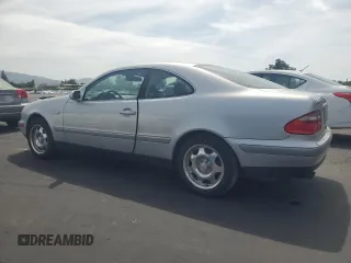 1999 Mercedes-Benz CLK 320/430 z VIN WDBLJ65G5XF100670, wystawiony jako Copart lot #55385595 z przebiegiem 126 985 mil mil oraz Czysty tytuł • Clean title. Historia ofert i sprzedaży dostępna na DreamBid. Obrazek 2.