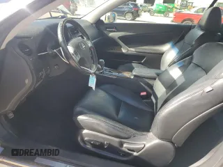 2012 Lexus IS 250 C z VIN JTHFF2C27C2526392, wystawiony jako Copart lot #85204854 z przebiegiem 114 057 mil mil oraz Szkoda całkowita • Salvage title. Historia ofert i sprzedaży dostępna na DreamBid. Obrazek 7.