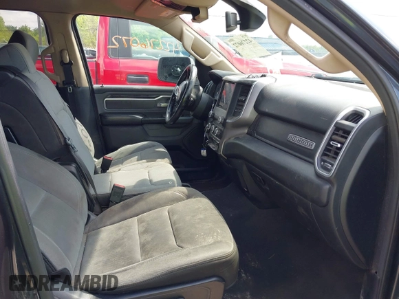 2019 Ram 1500 Big Horn with VIN 1C6SRFFT7KN720010, listed as a IAAI auction lot 42276072 with 191,595 mi miles and . Bid and sale history available at DreamBid. Image 5.