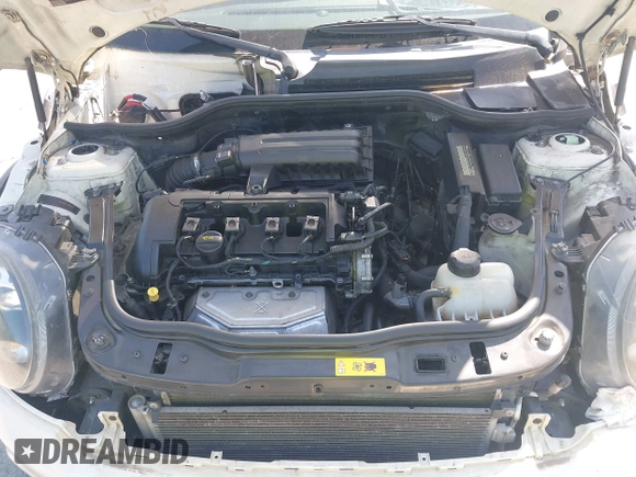 2012 MINI Hardtop with VIN WMWSU3C57CT185623, listed as a IAAI auction lot 42177627 with 159,596 mi miles and . Bid and sale history available at DreamBid. Image 10.