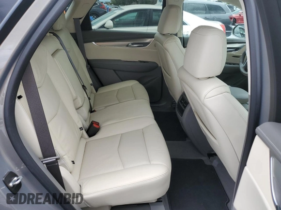 2018 Cadillac XT5 Luxury AWD z VIN 1GYKNDRS1JZ194924, wystawiony jako Copart lot #58343185 z przebiegiem 22 421 mil mil oraz Szkoda całkowita • Salvage title. Historia ofert i sprzedaży dostępna na DreamBid. Obrazek 11.