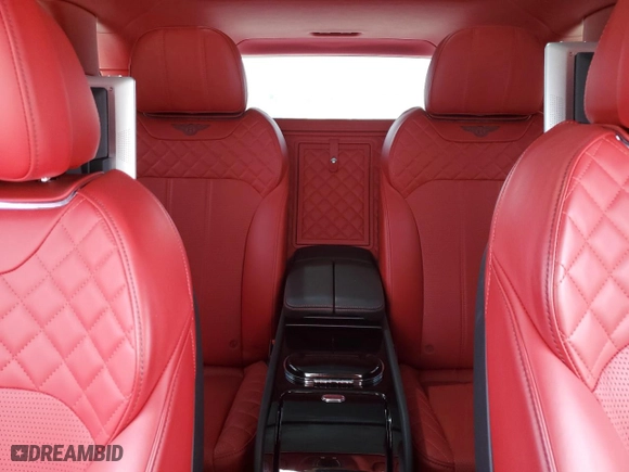 2017 Bentley Bentayga W12 with VIN SJAAC2ZV5HC013960, listed as a Copart auction lot 53608545 with 34,698 mi miles and Salvage Title. Bid and sale history available at carsss.com. Image 10.