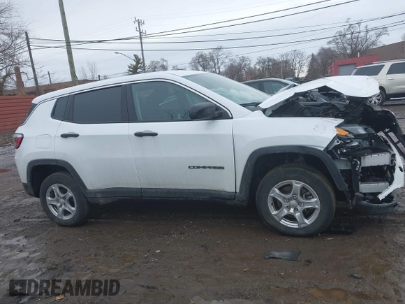 2022 Jeep Compass Sport с VIN 3C4NJDAB8NT106765, выставлен на аукционе IAAI как лот 41669570 с пробегом 74 550 миль миль и . История ставок и продаж доступна на DreamBid. Изображение 13.