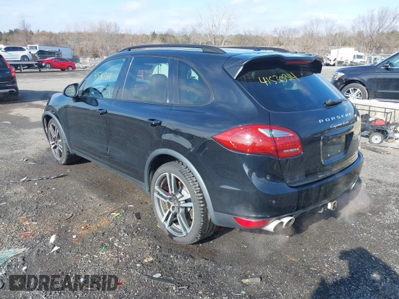 2012 Porsche Cayenne Turbo z VIN WP1AC2A23CLA84310, wystawiony jako IAAI lot #41530314 z przebiegiem 103 859 mil mil oraz . Historia ofert i sprzedaży dostępna na DreamBid. Obrazek 3.