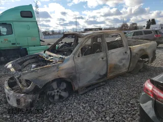 2019 Ram 1500 Big Horn z VIN 1C6RR7LM0KS669257, wystawiony jako Copart lot #82861894 z przebiegiem Nie podano mil oraz Nie do naprawy • Non repairable. Historia ofert i sprzedaży dostępna na DreamBid. Obrazek 1.