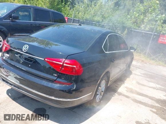 2016 Volkswagen Passat S with VIN 1VWAS7A36GC040993, listed as a IAAI auction lot 40010088 with 105,400 mi miles and . Bid and sale history available at DreamBid. Image 4.