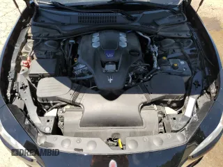 2018 Maserati Ghibli S Q4 z VIN ZAM57YTA0J1300472, wystawiony jako Copart lot #57342775 z przebiegiem 98 614 mil mil oraz Szkoda całkowita • Salvage title. Historia ofert i sprzedaży dostępna na DreamBid. Obrazek 11.